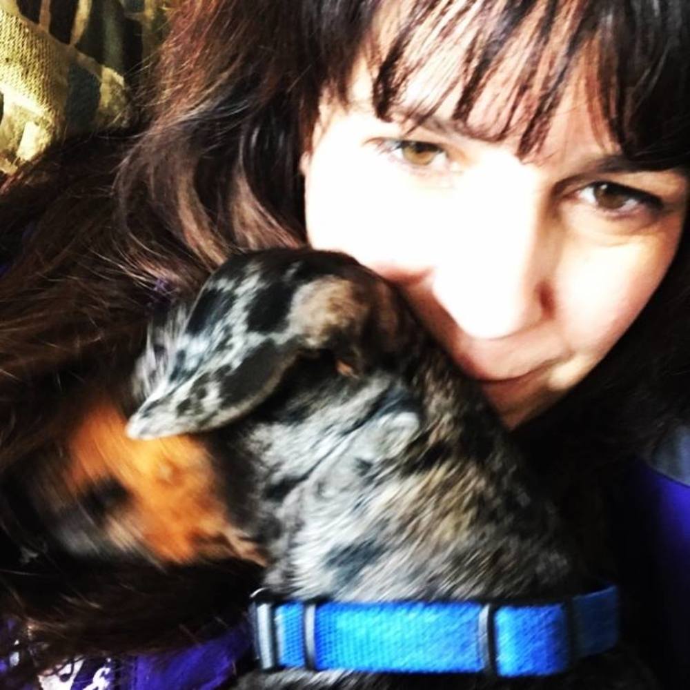 Meet your Posher, Lenora